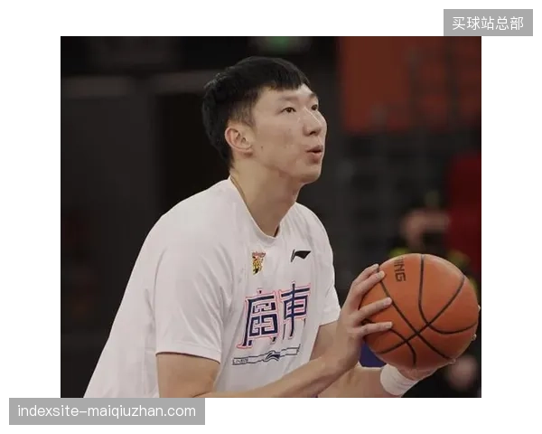 周琦顶薪合同到期引发多队争抢,其内线防守覆盖面积或将重塑联盟争冠格局 周琦顶薪合同到期引发多队争抢,其内线防守覆盖面积或将重塑联盟争冠格局